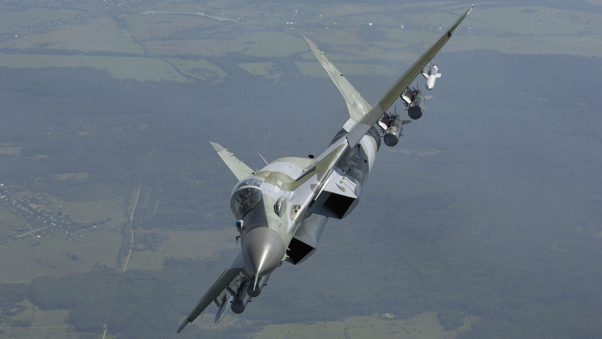 拉维尔队在对决中赢得胜利，实力逐渐增强，拉什维尔