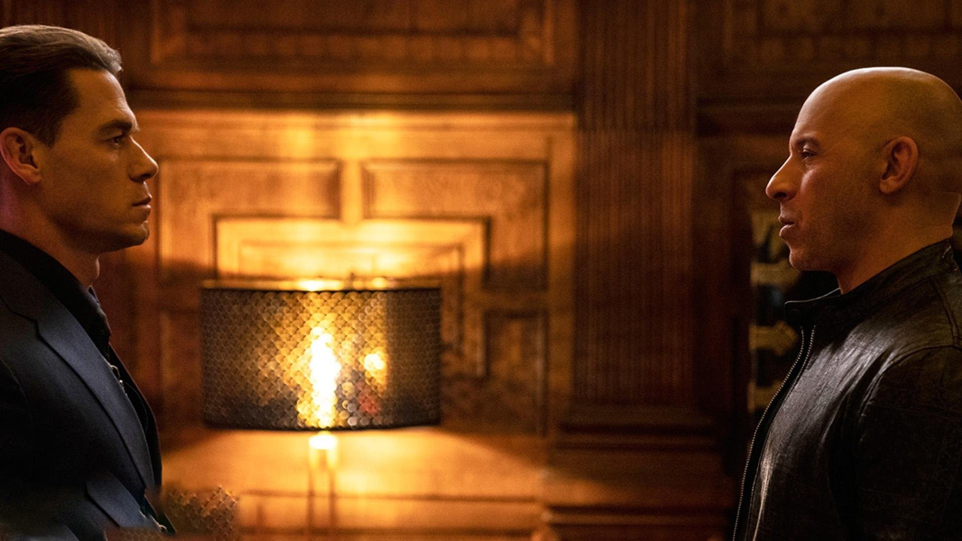 罗杰·费德勒入选国际网球名人堂，罗杰·费德勒用的网球拍